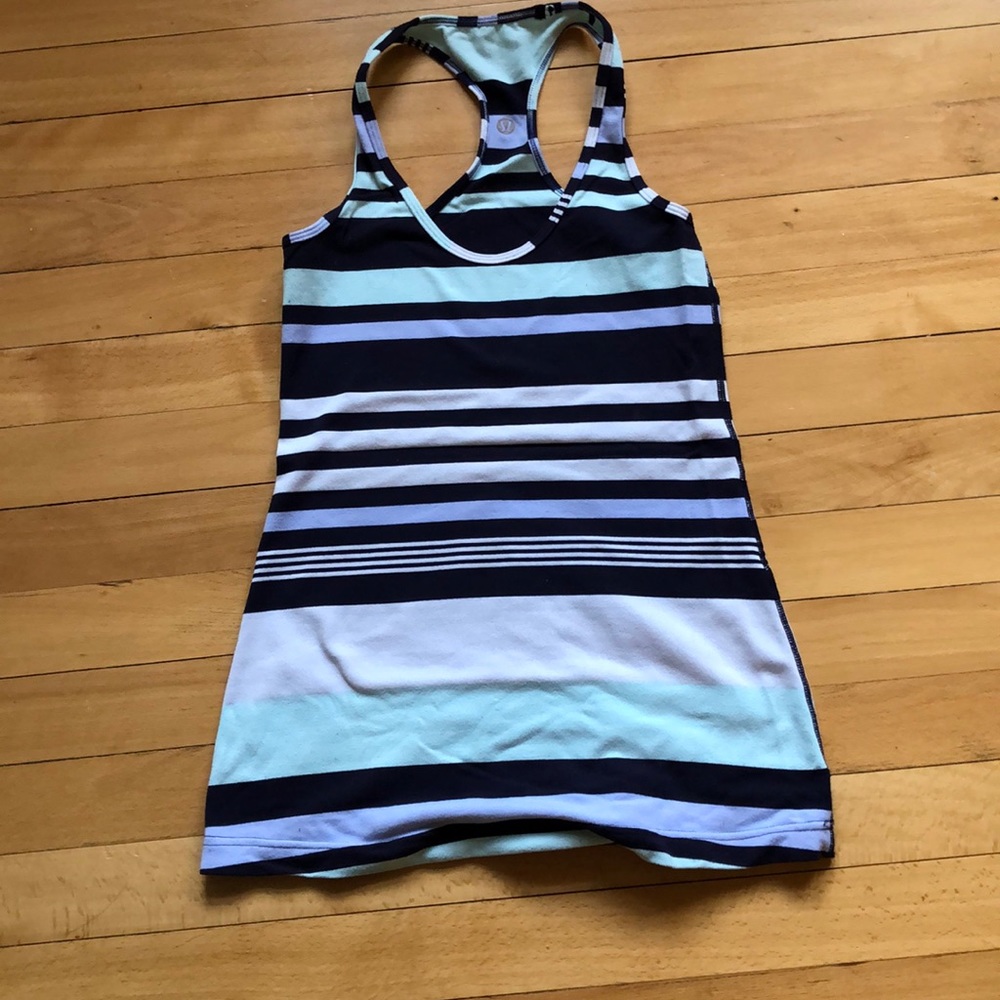 Lulu lemon racer back